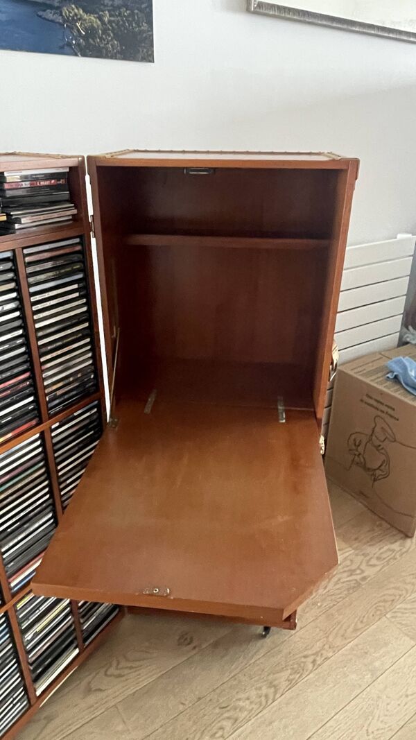 Malle cd bar roche bobois