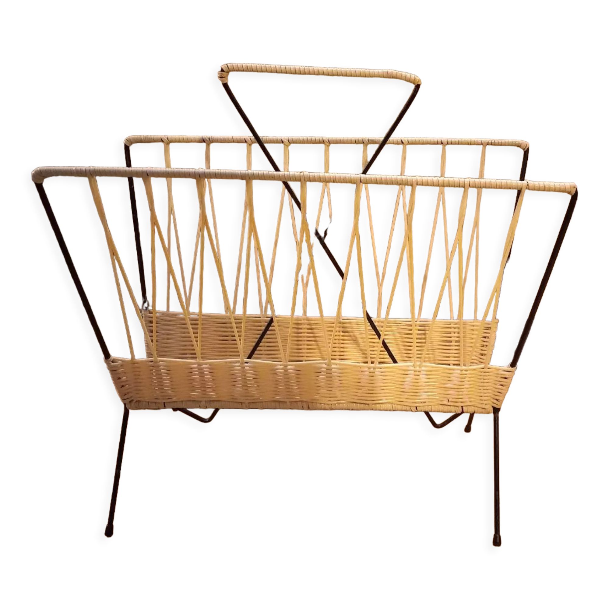 Vintage scoubidou and metal magazine holder