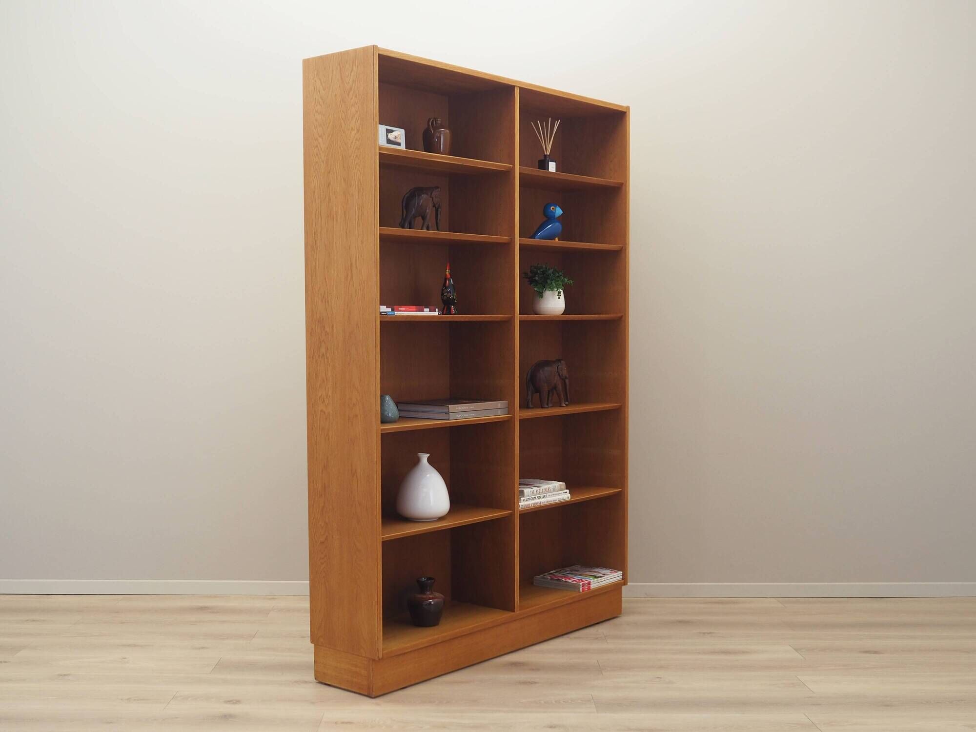 Ash bookcase, Danish design, 1970s, production: Hundevad