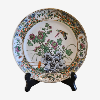 Antique Chinese Porcelain Famille Verte Plate, 19th century.