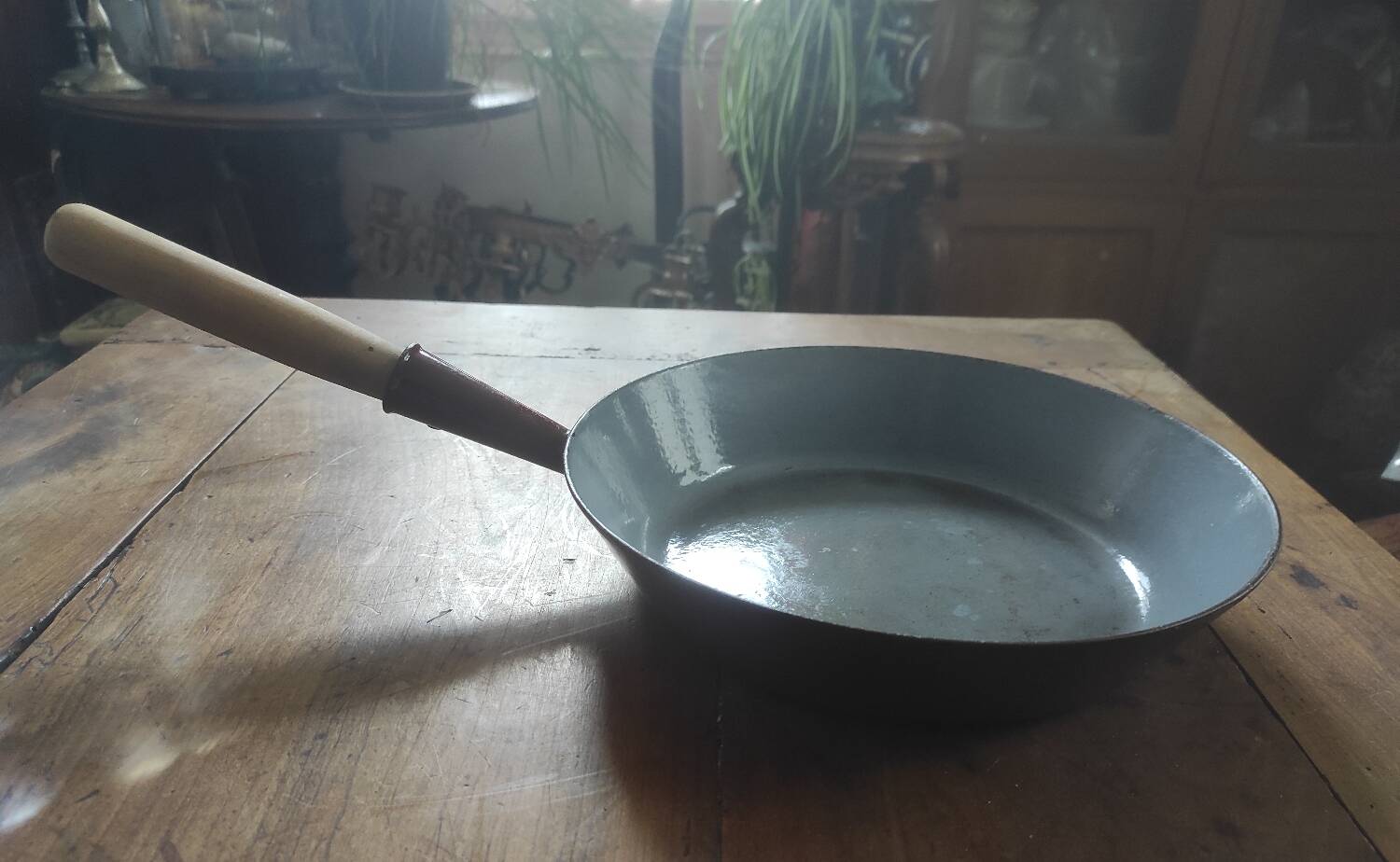 Le Creuset frying pan