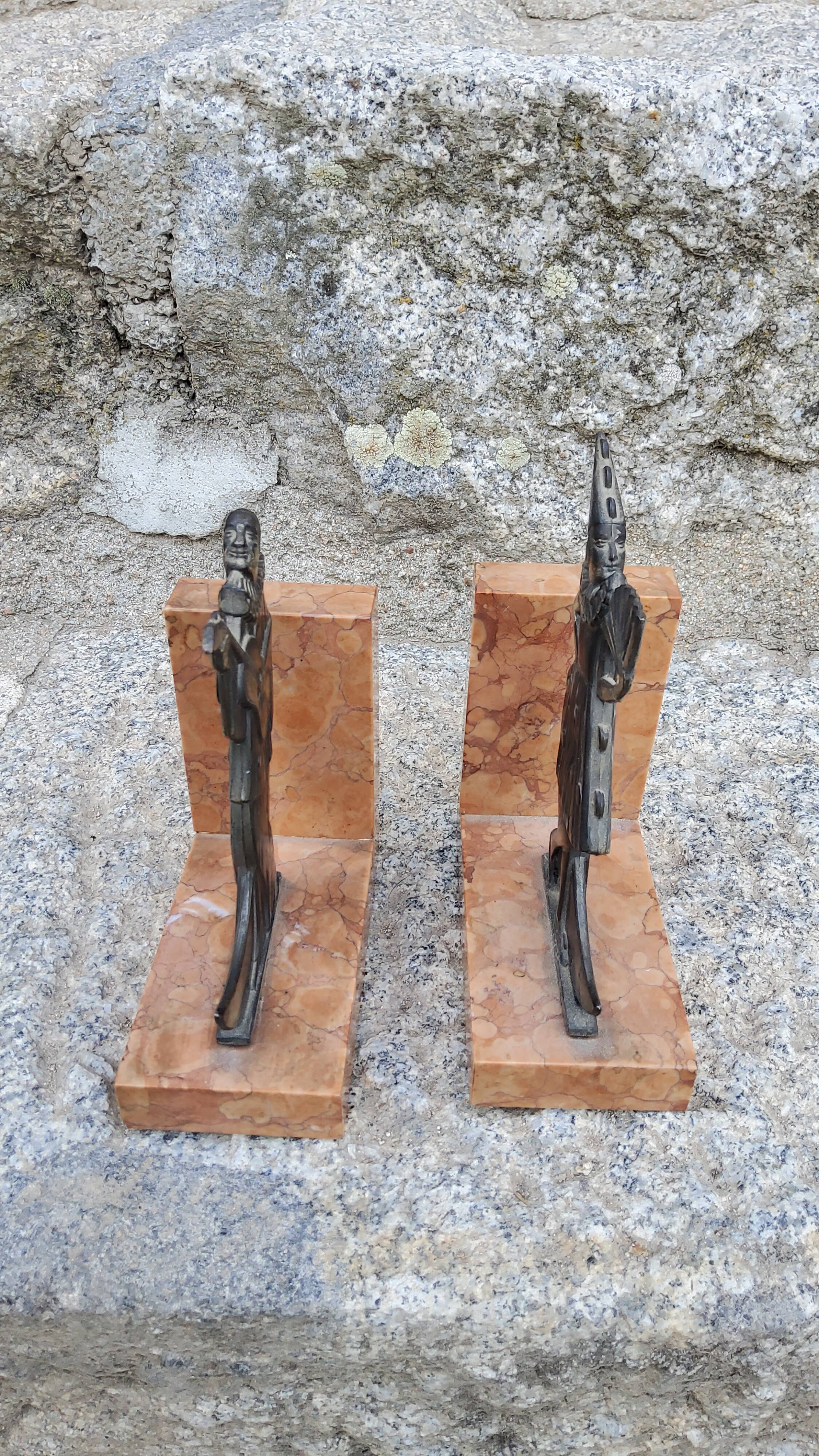 Pair of art deco bookends marble and regulates Pierrot and Colombine