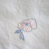 Large tablecloth and 12 embroidered napkins "pastel bouquets" - Cotton - 240x170 cm