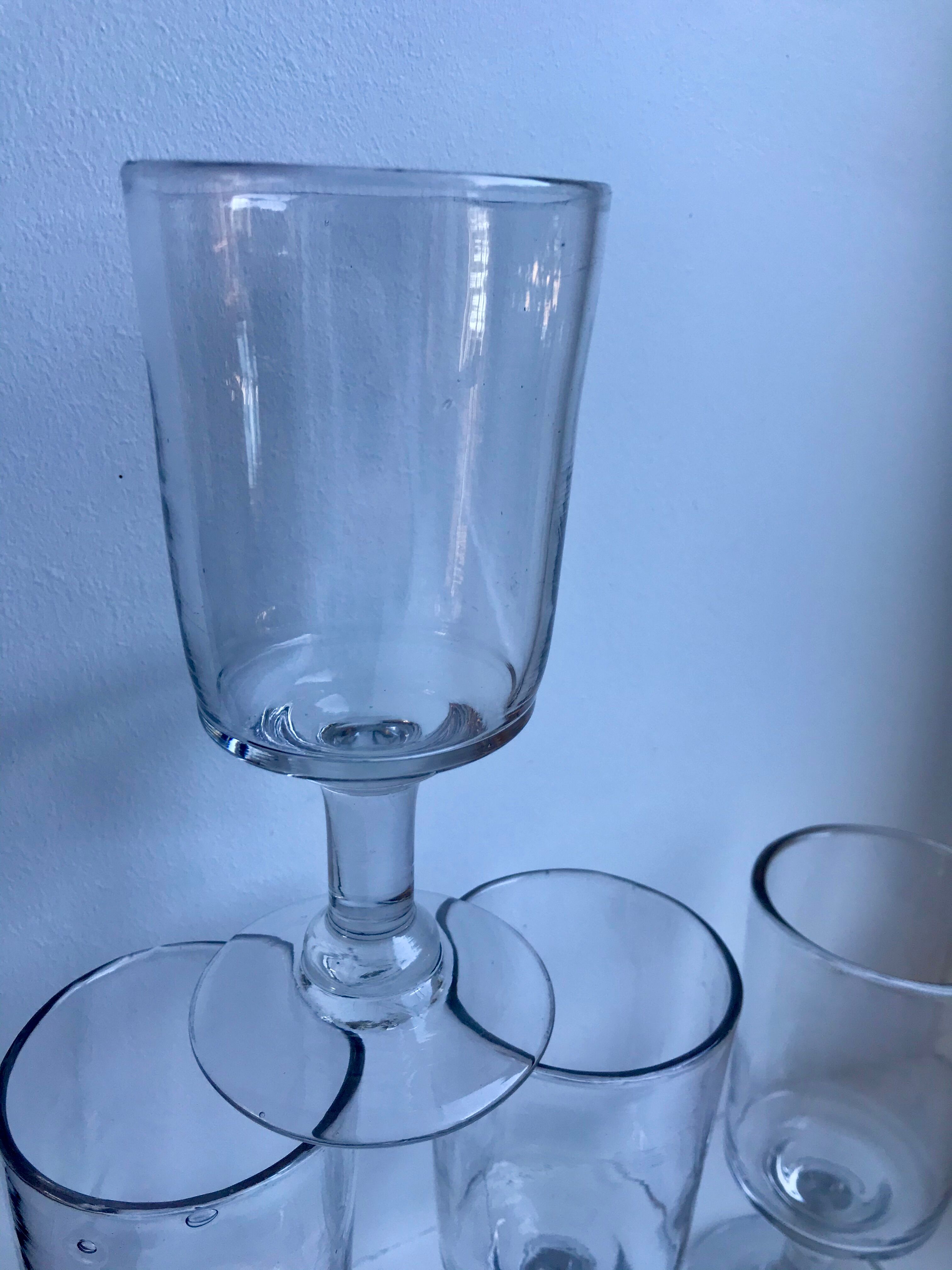 Set of 4 wine glasses in blown glass late nineteenth