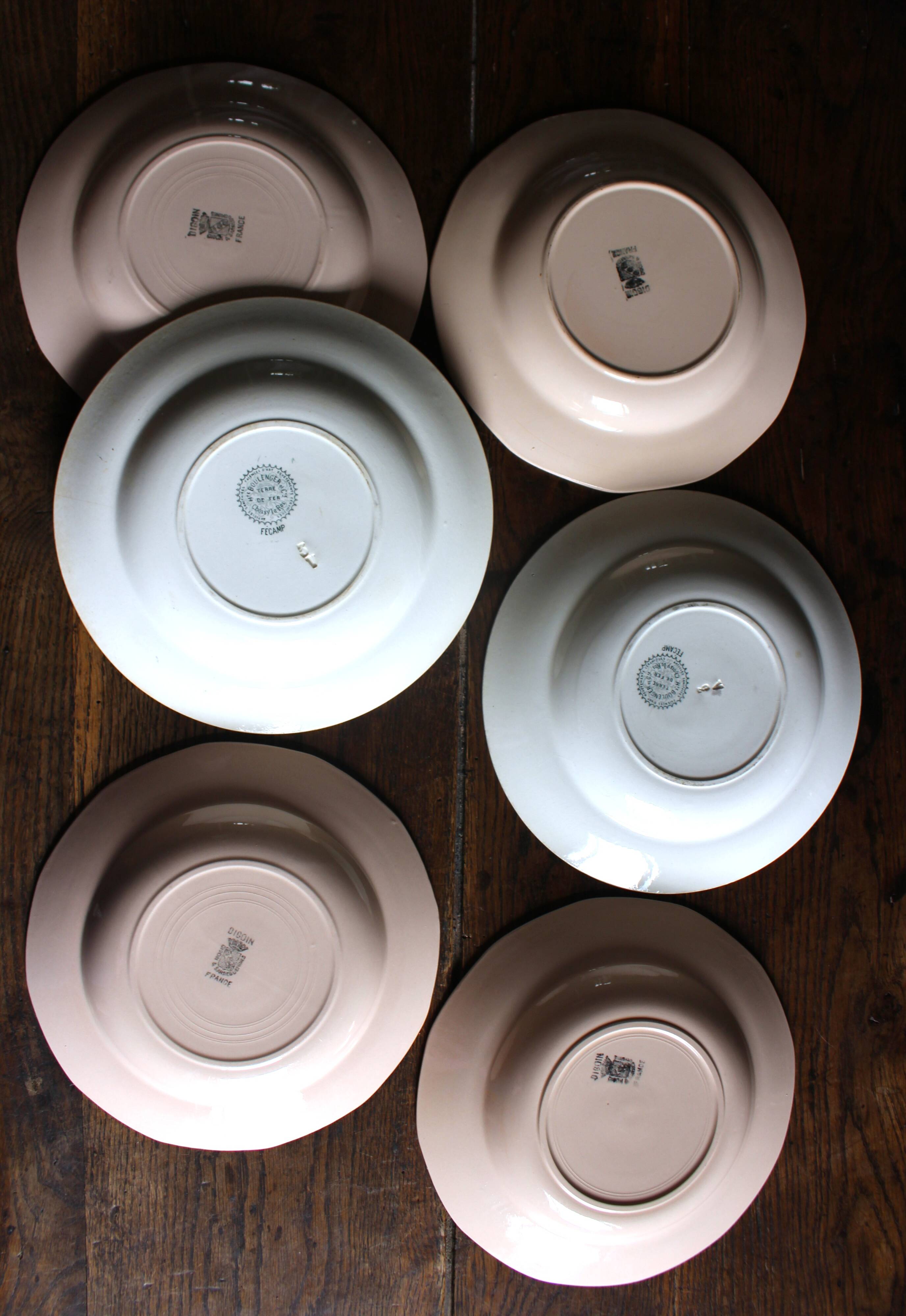 A set of 6 deep plates Fécamp Choisy le Roi Terre de Fer Rose Digoin.