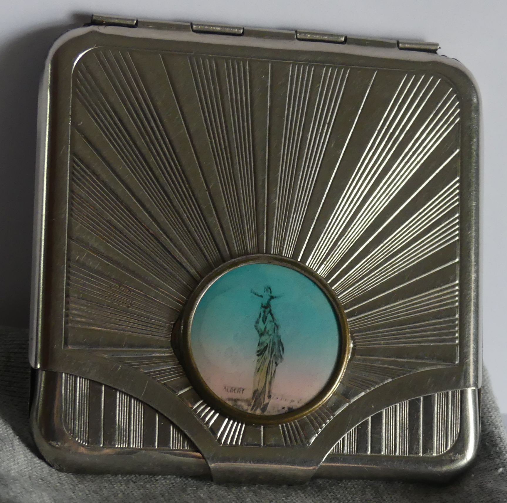 Cigarette case Albert