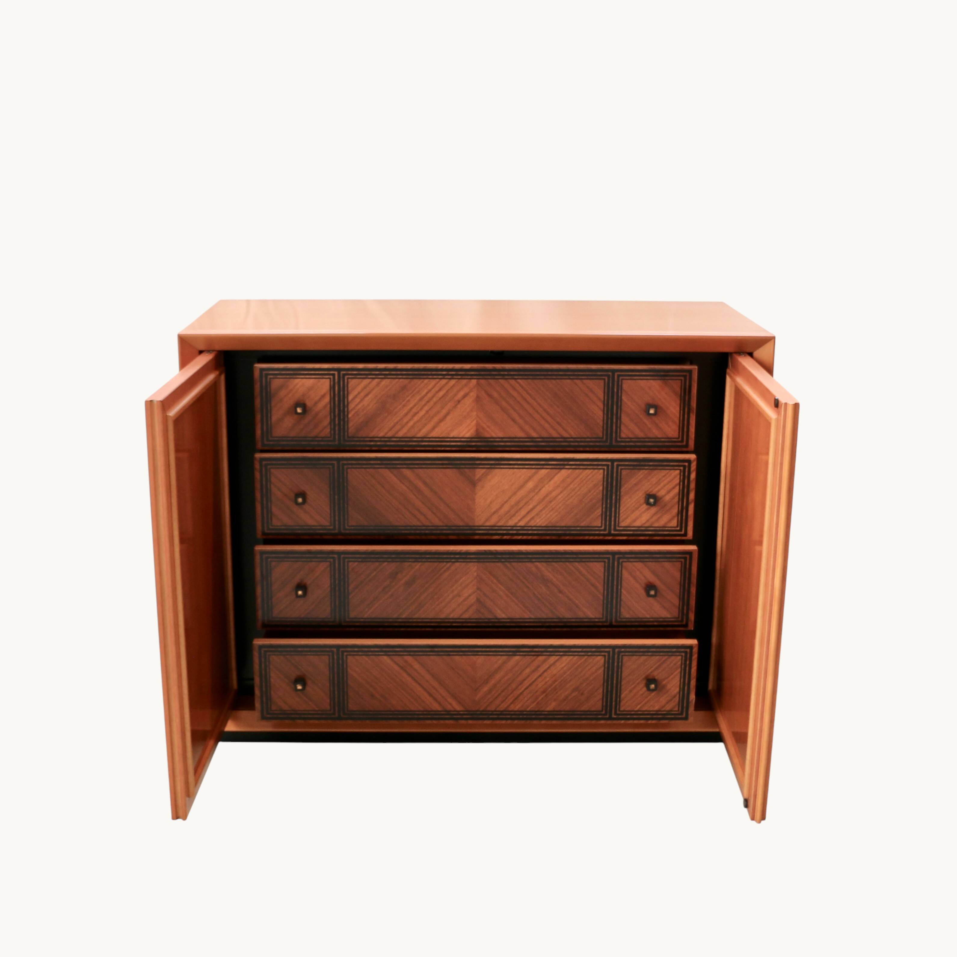 A pair of chests of drawers from the "Caccia alla Volpe" collection by Linea Arredo.