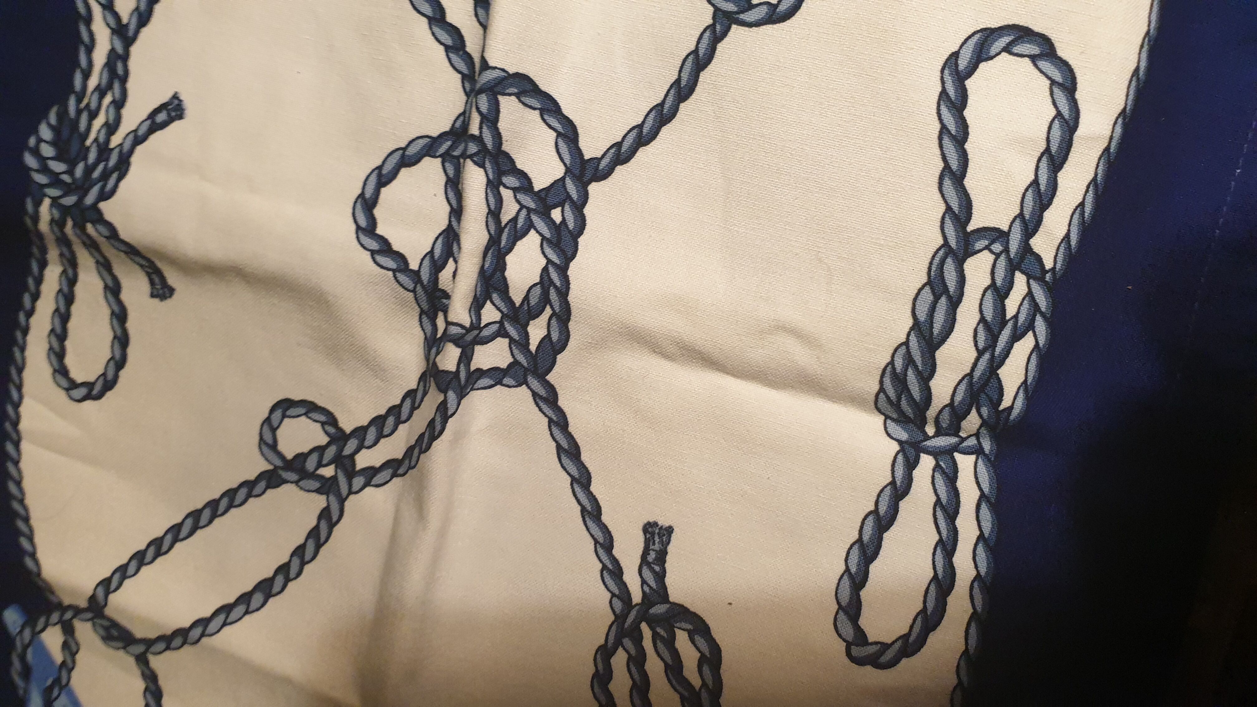 2 table clothes and 2 napkins Hermès House