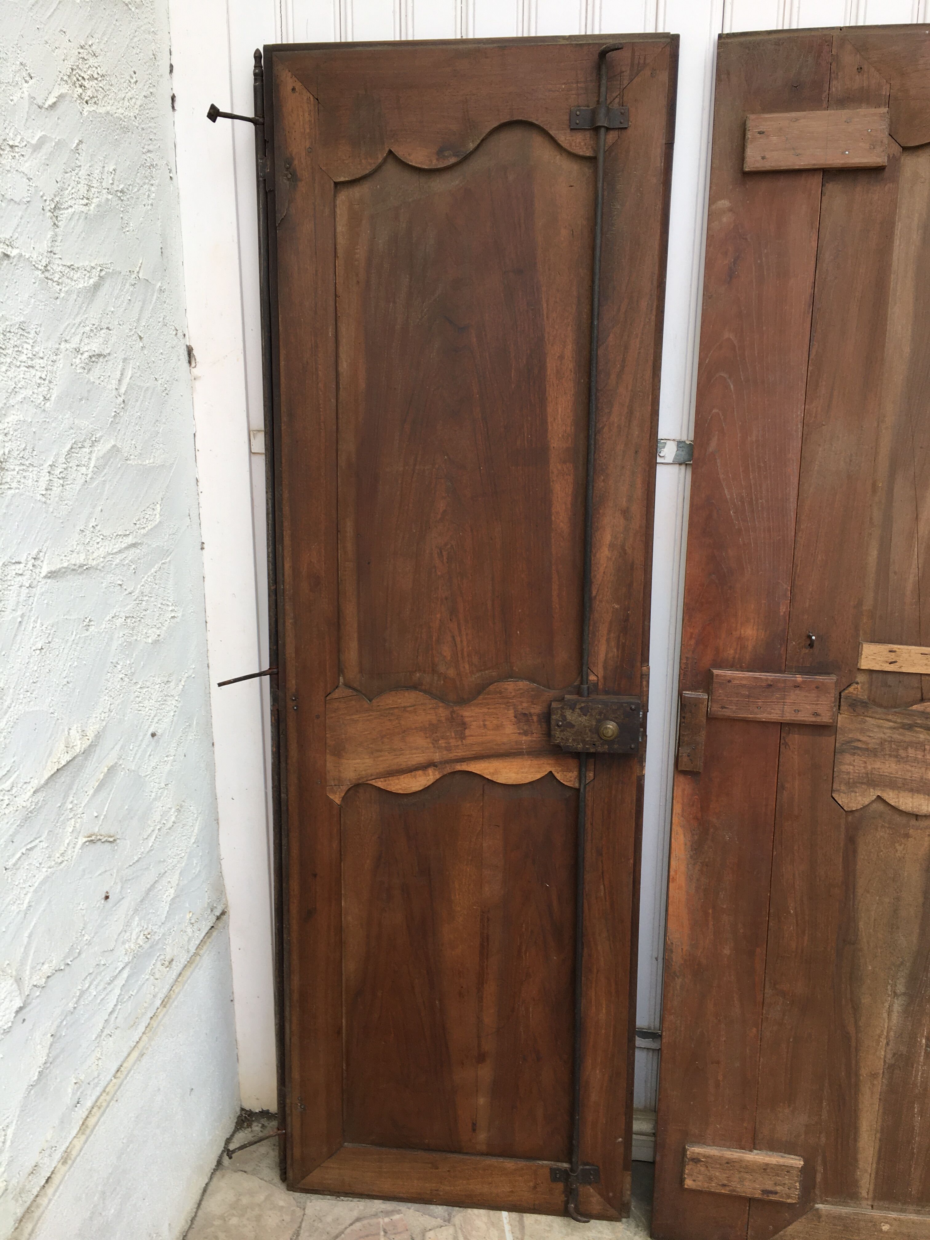 Wardrobe Louis XV Poitou from XIXth in walnut