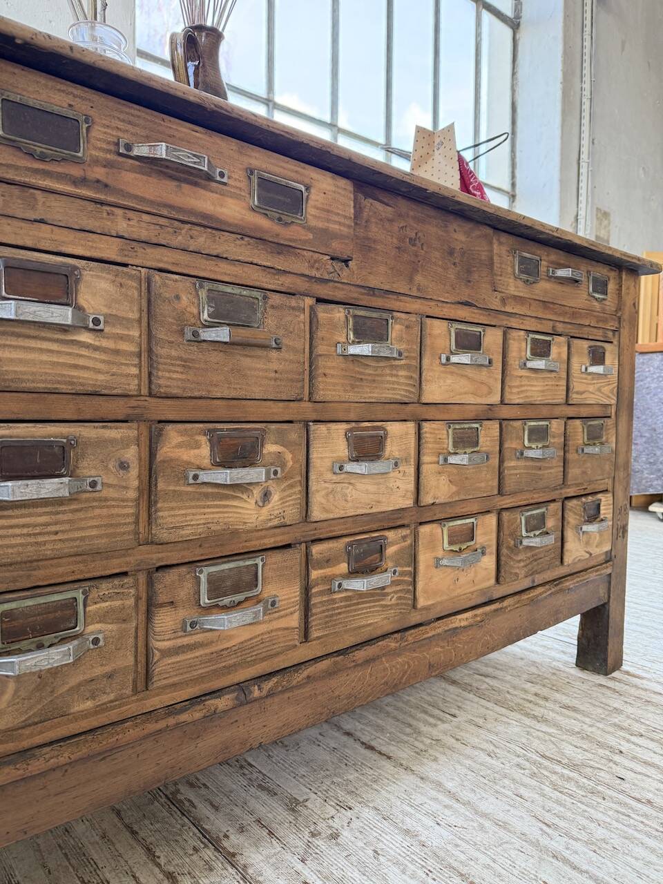 Comptoir, îlot central, meuble de métier multi-tiroirs