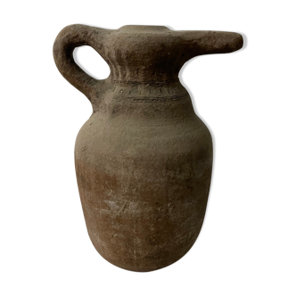 Zoomorphic pitcher with a beaked ancient Islamic ceramic birds