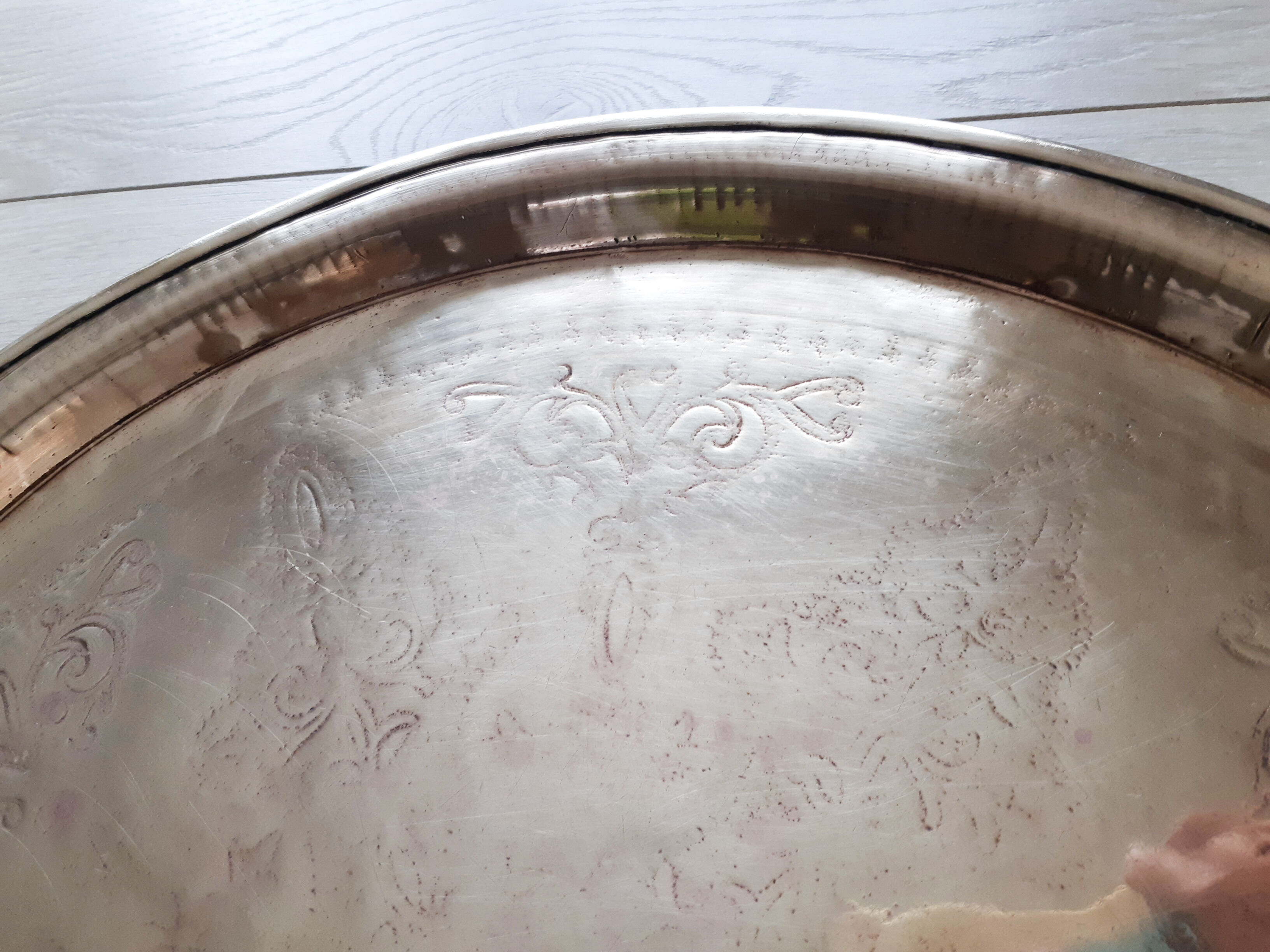 Round copper top ancient hammered, Moroccan, antique