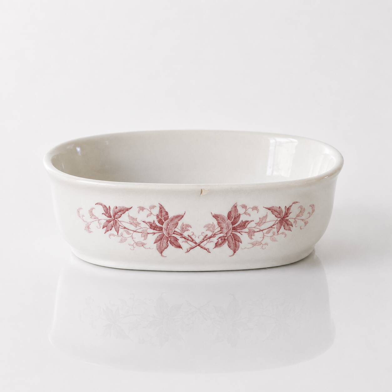Porte-savon du XIXe siècle terre de fer signé Maestricht "Printemps"