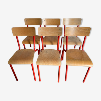 Lot de 6 chaises d’école vintage mullca 511 rouges