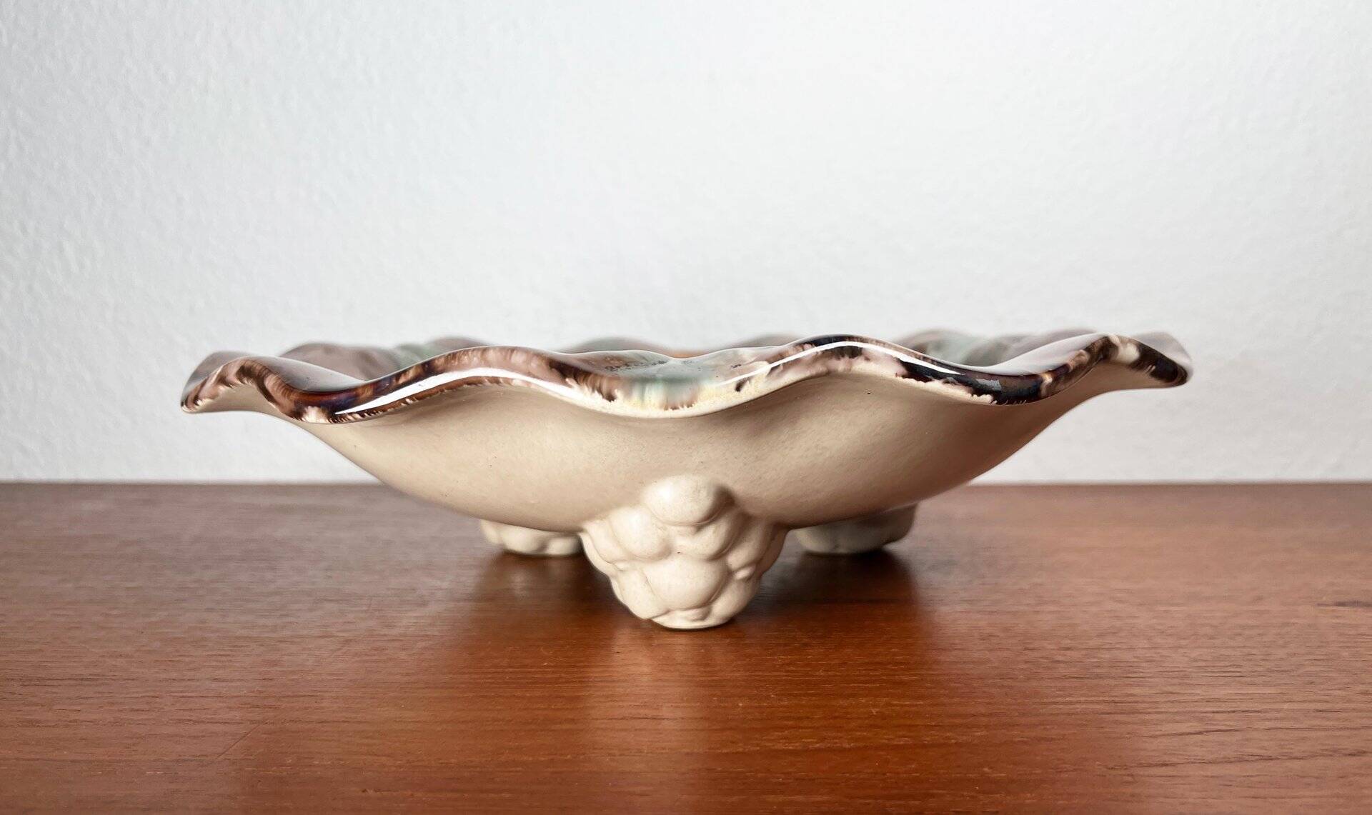 Art Deco ceramic bowl from Jasba.