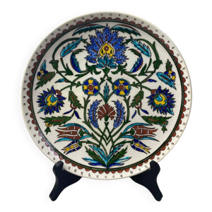 Plat Iznik en faïence