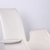 Danish armchair in White Leather and Steel, model FK 6725 or "Tulip chair" by Preben Fabricius.
