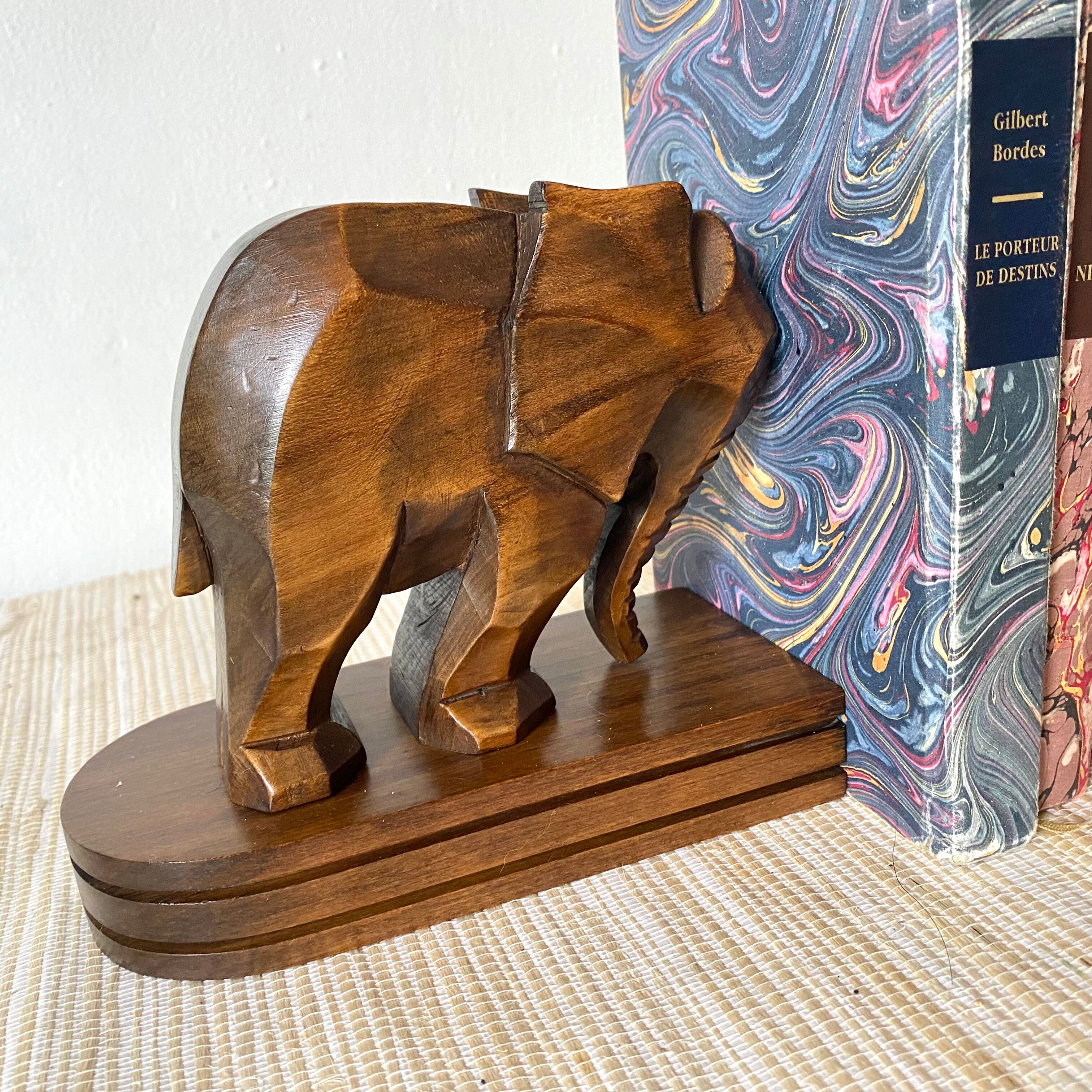 Serre livres éléphant en bois