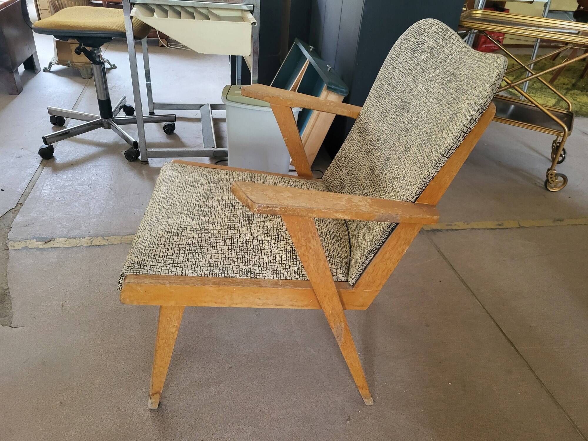 Fauteuil vintage scandinave en bois et tissu
