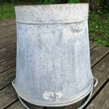 Zinc bucket