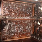 Important Renaissance-style walnut buffet from the 19th century.