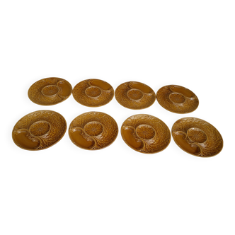 8 artichoke plates in earthenware