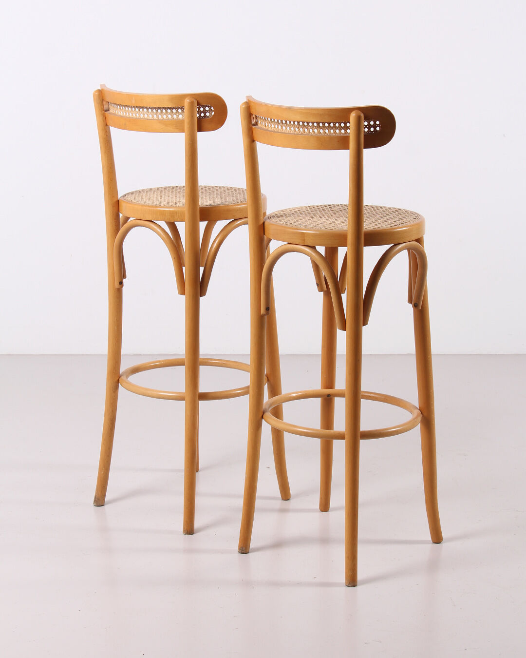 2 vintage bar stool