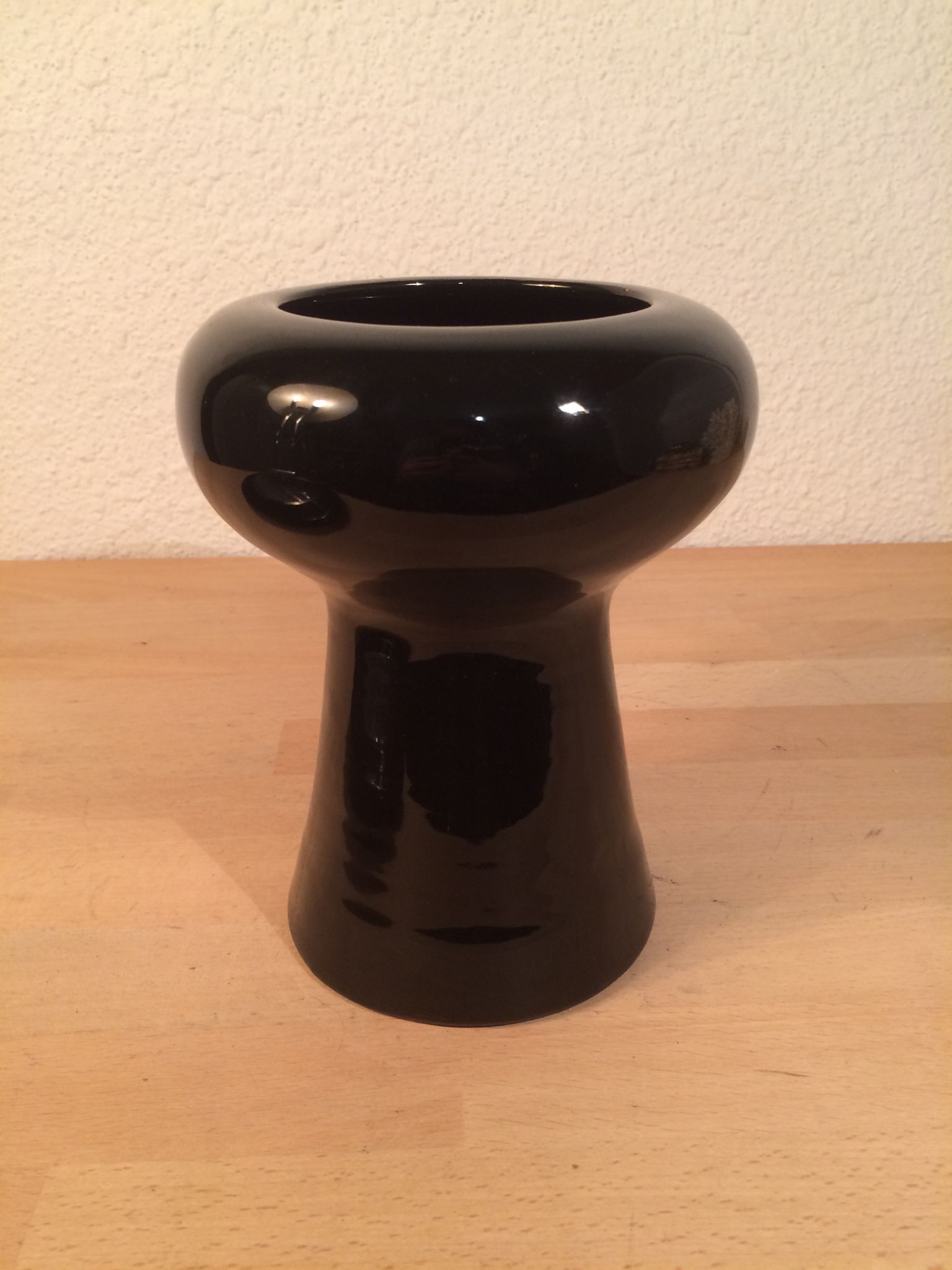 Vase moderniste céramique noir