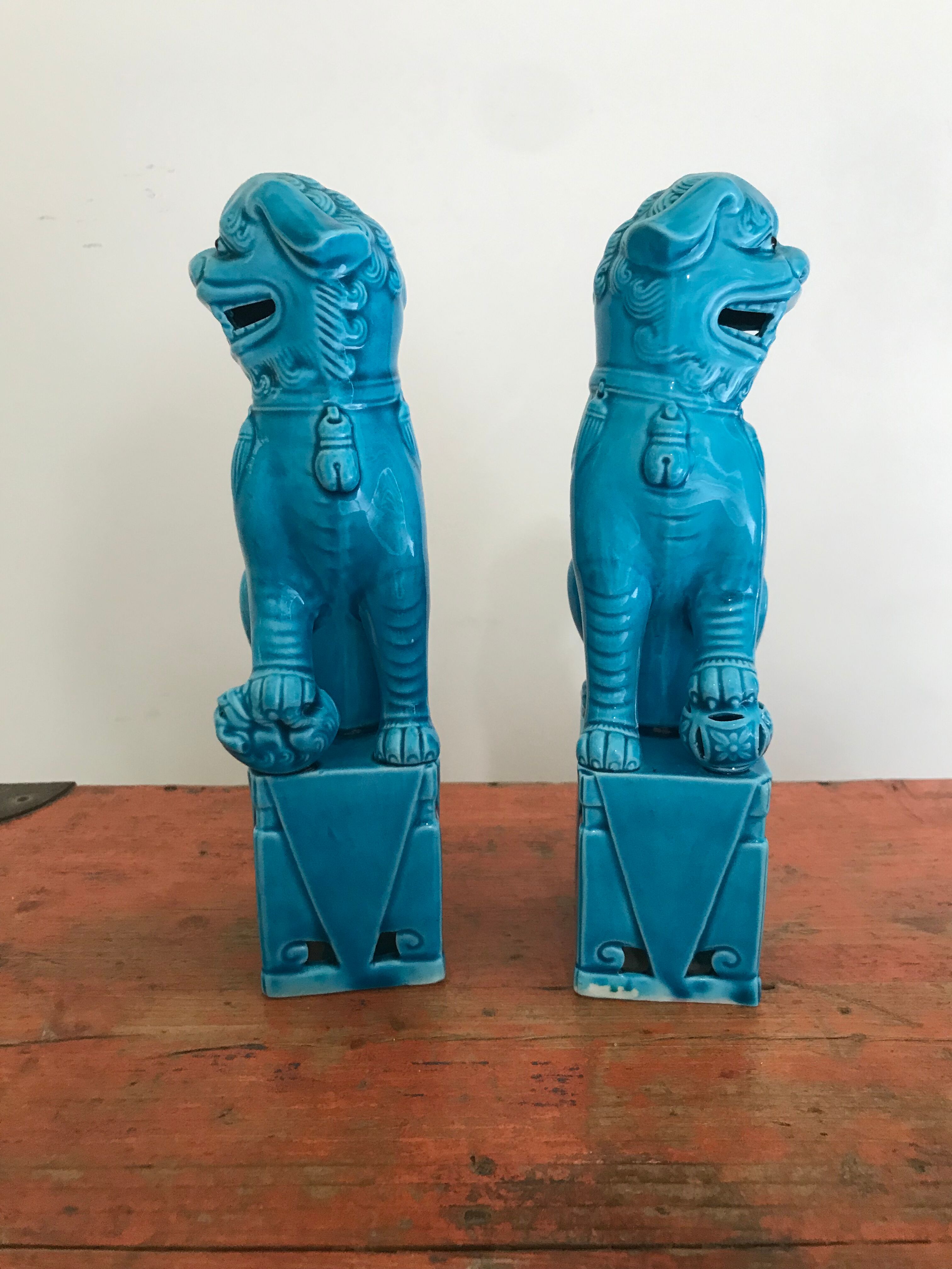 Pair of ancient Fô dogs.