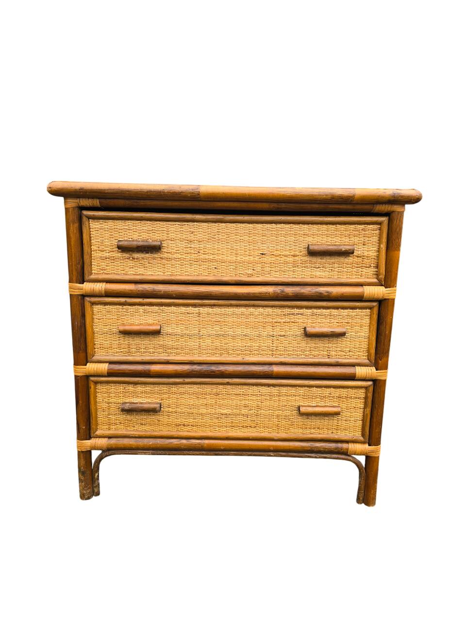 Rattan chest of drawers with 3 drawers