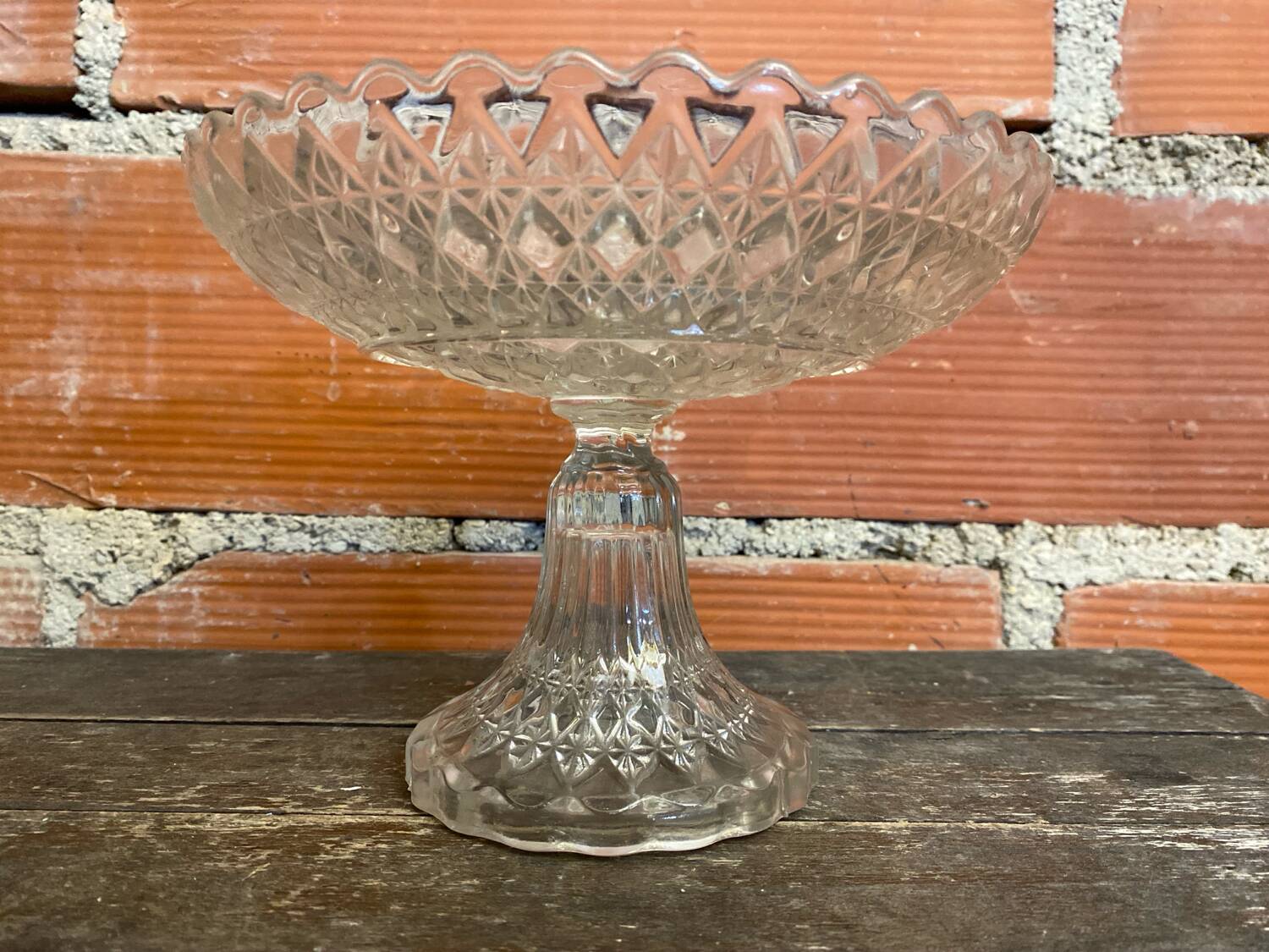 Coupe à Fruits Ancienne En Verre Moulé Décor Étoiles Vintage