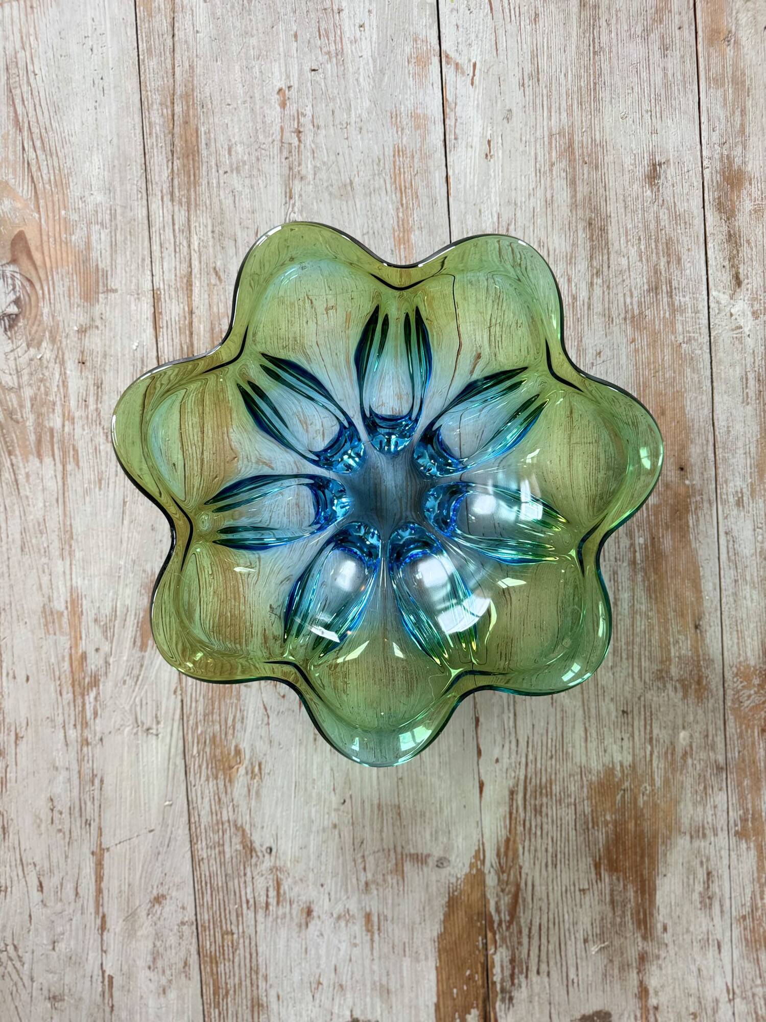 Murano glass sommerso cup