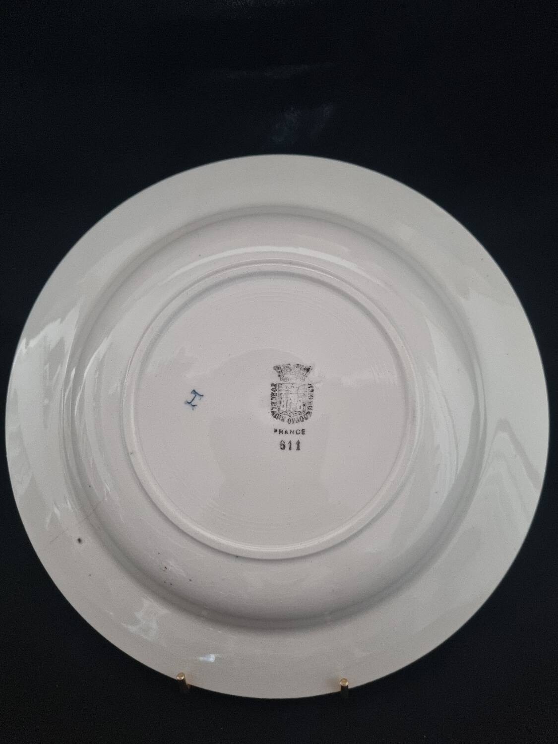 Opaque porcelain deep plate from Gien