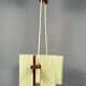 Chandelier scandinave en teck massif avec abat-jours en résine plexiglass – années 1960