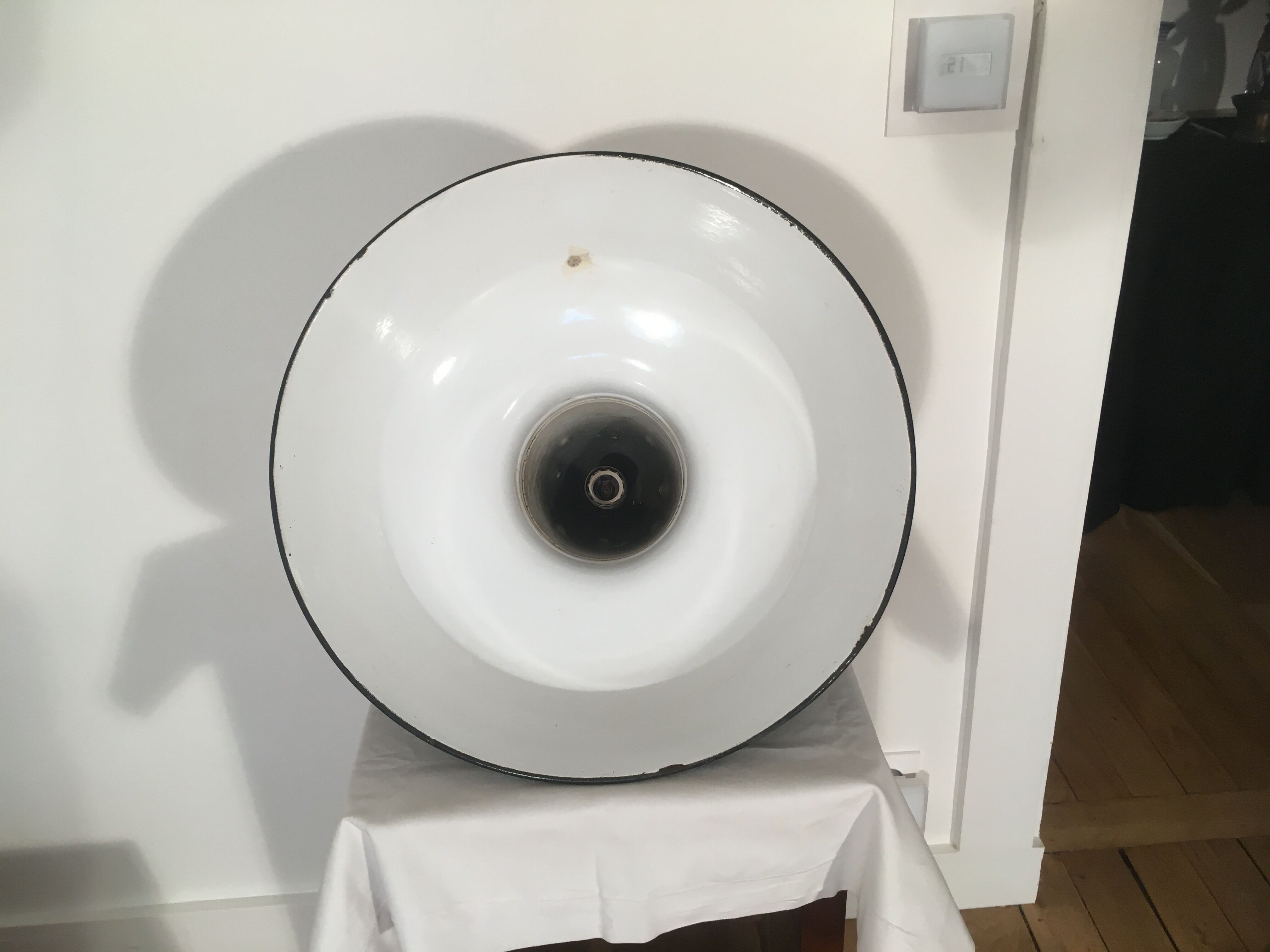 Large industrial hanging in enamelled sheet metal