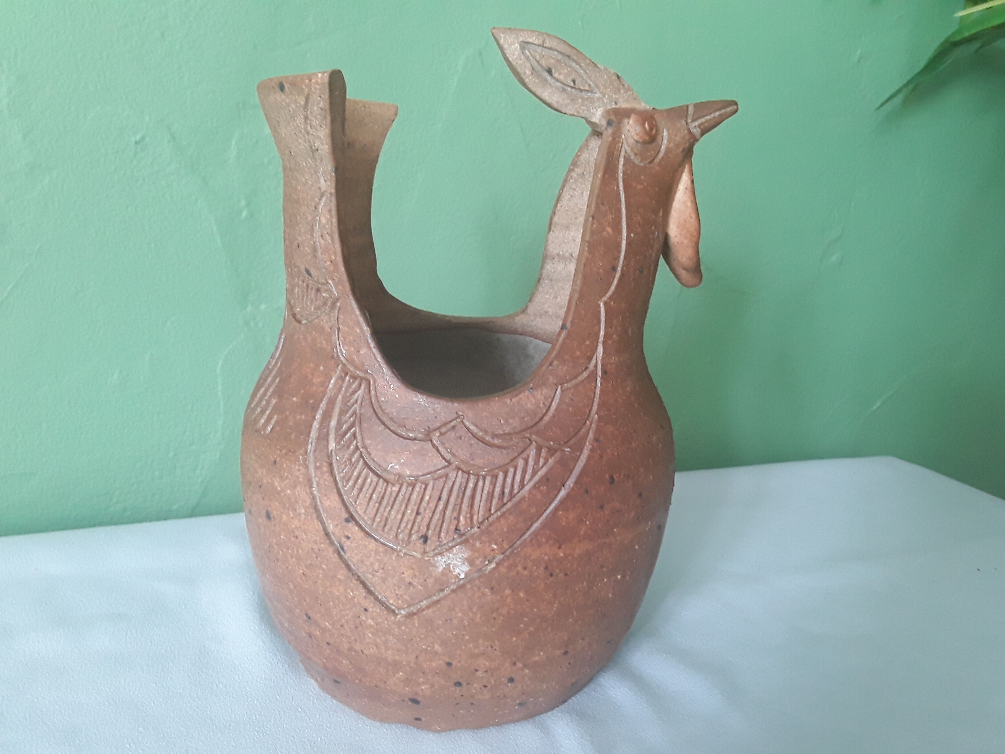 Vintage stoneware hen