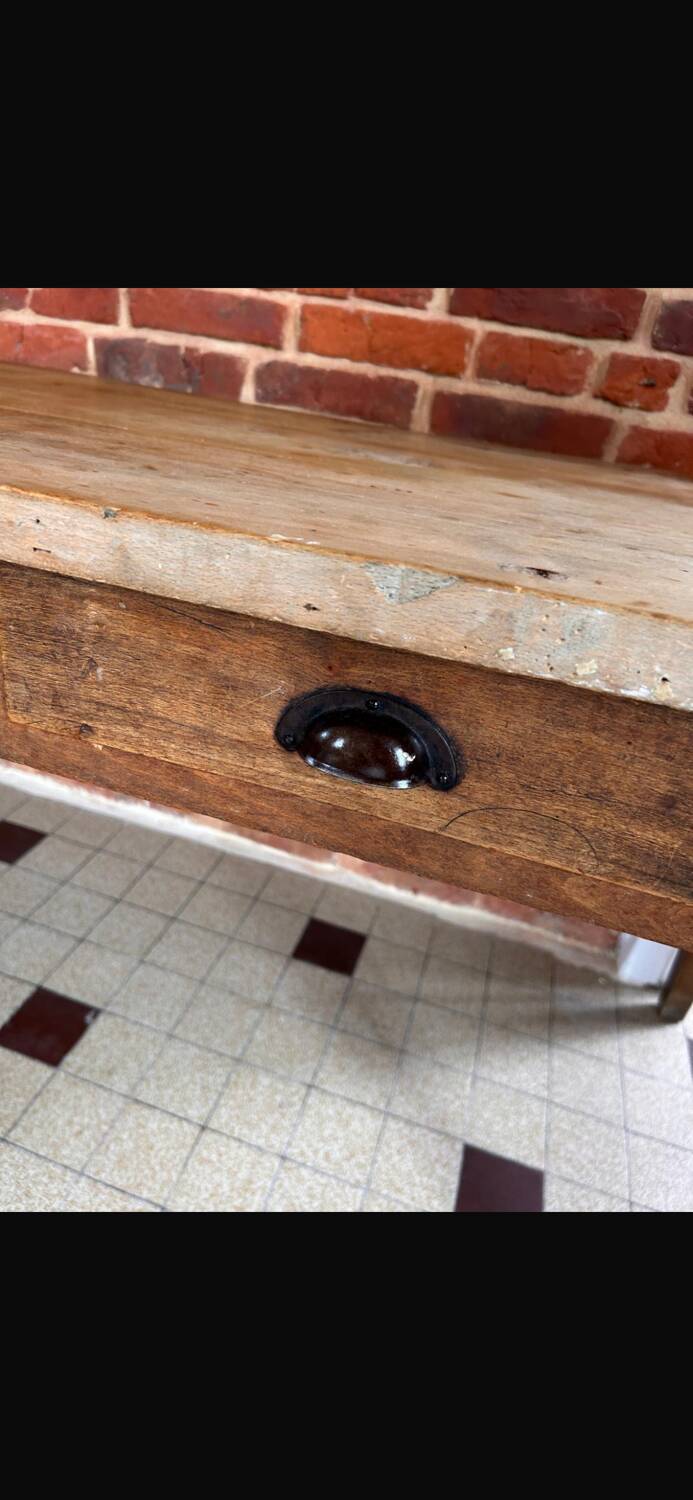 Farmhouse table