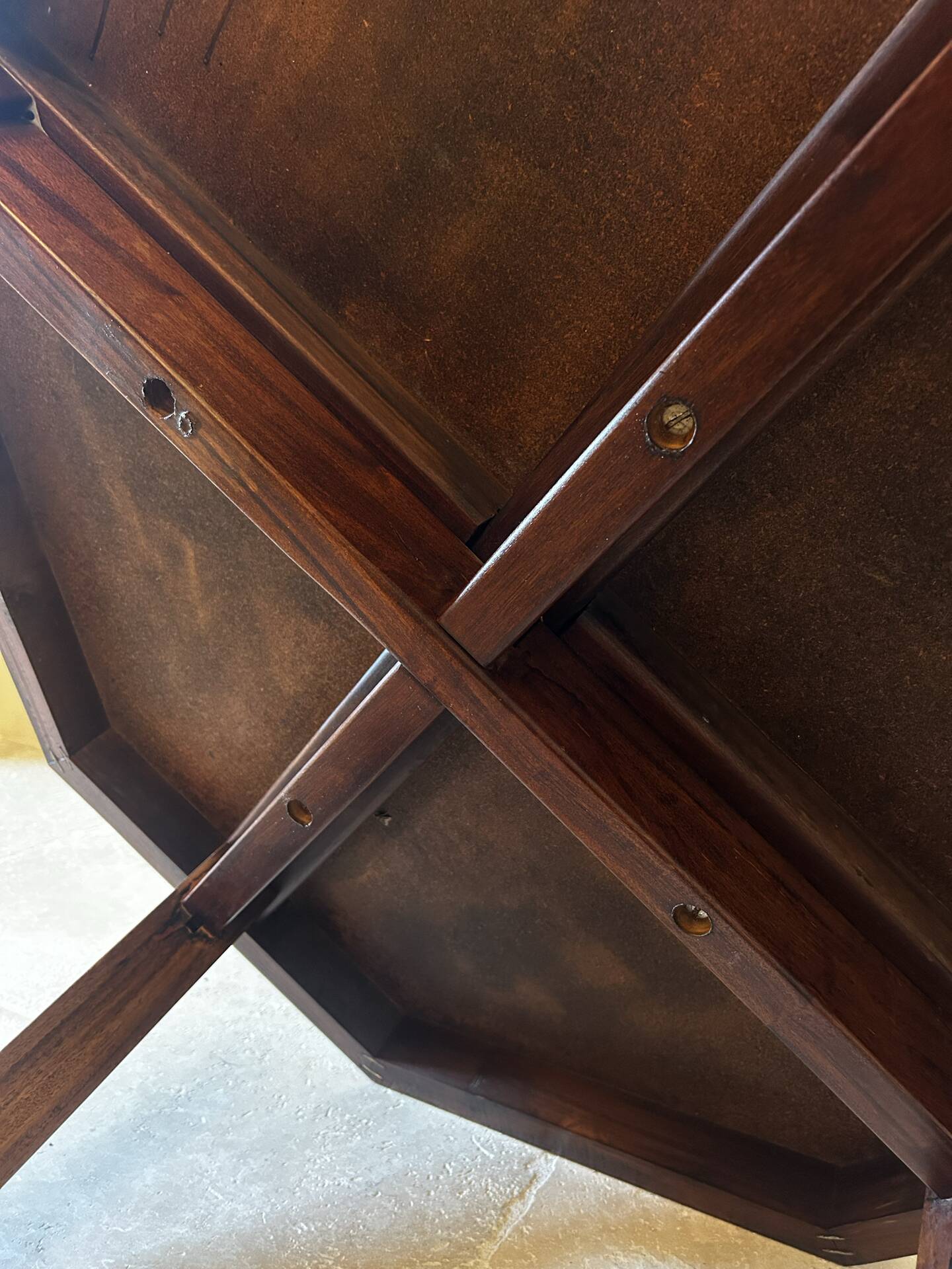 Jean d'Asti coffee table – Rare octagonal model