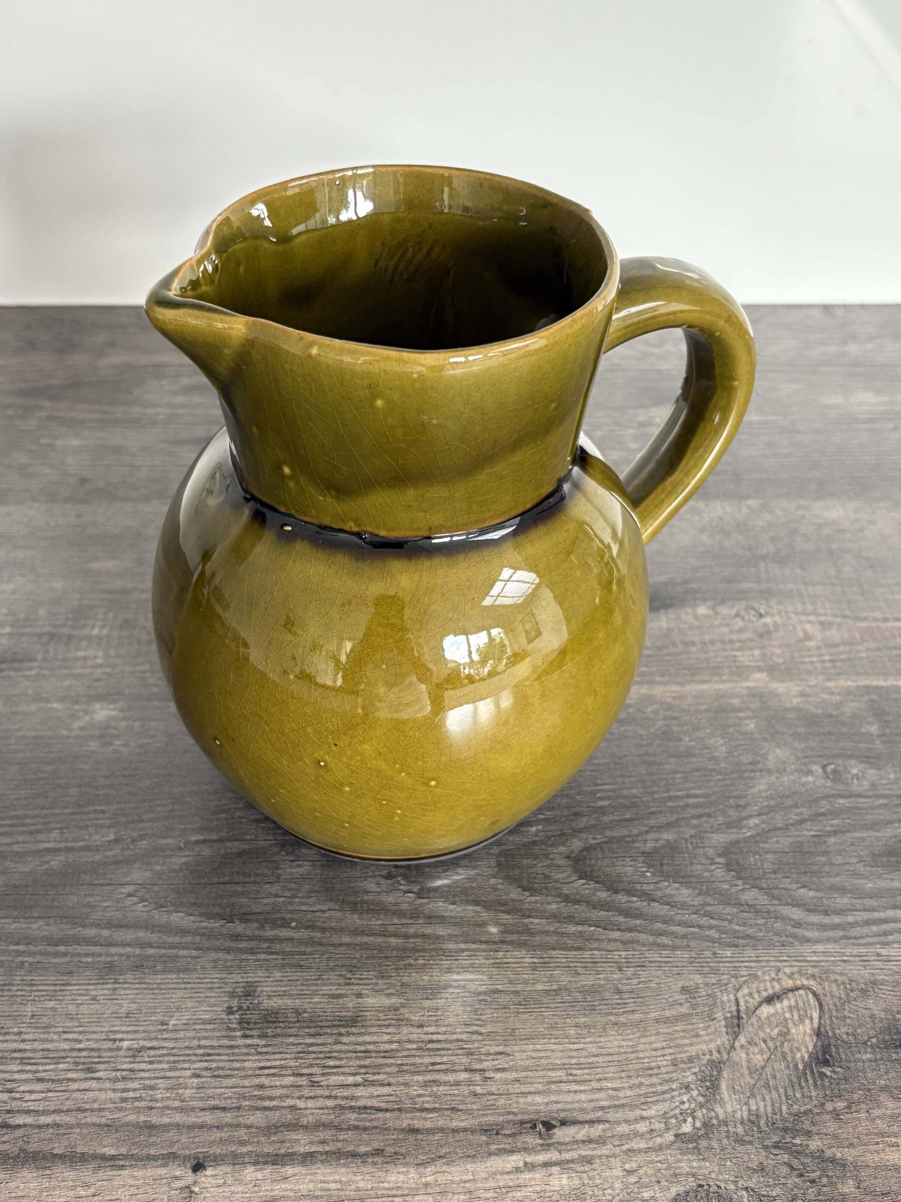 Pichet vintage en céramique vernissée