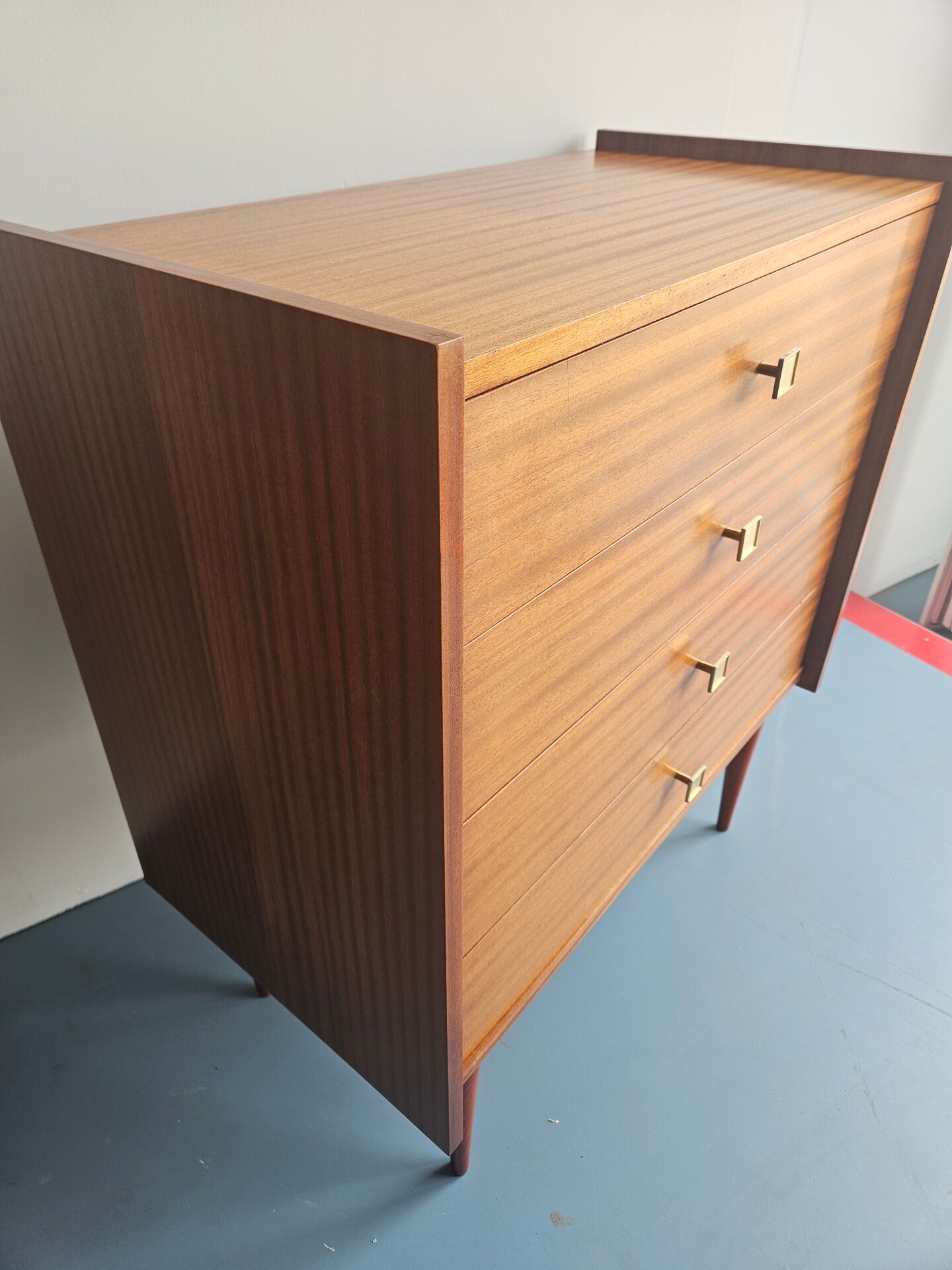 Scandinavian chest of drawers
