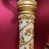 Italian Pedestal Column in White Lacquer and Gold Leaf