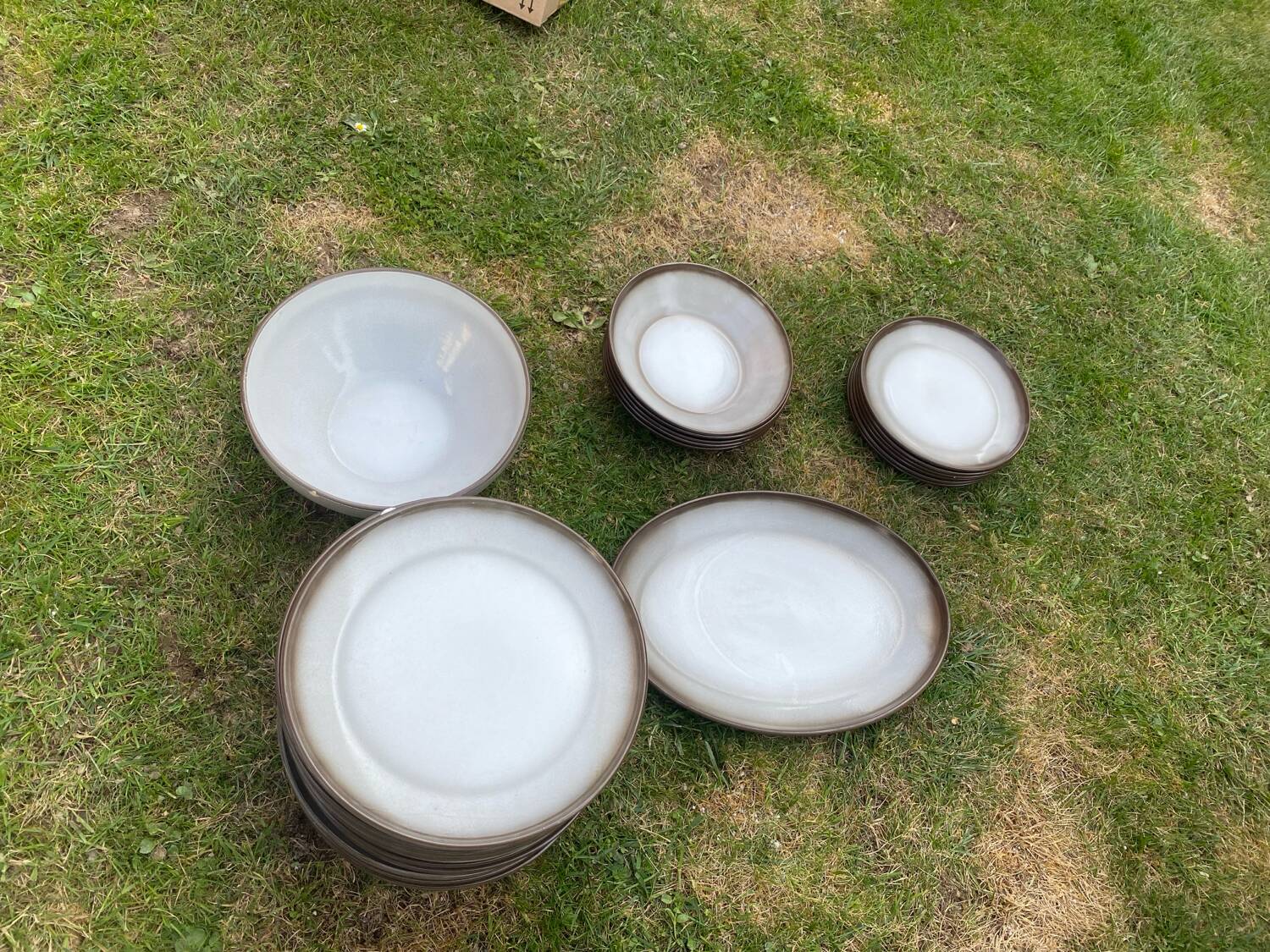 Set of salt dishes