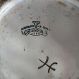Cache pot en faïence de Creil Montereau