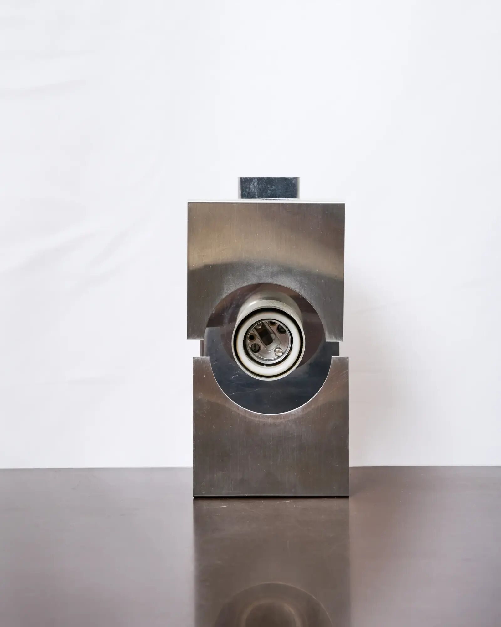 Space age wall light in aluminium and chrome (1 of 3), 1970s