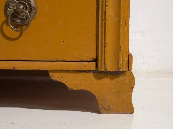 Large antique four-drawer chest (circa 1920)