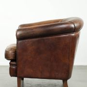 Fauteuil club en cuir de mouton vintage
