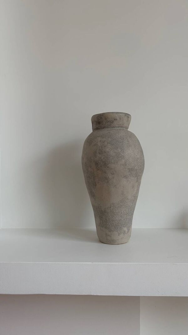 Vase en céramique craquelé