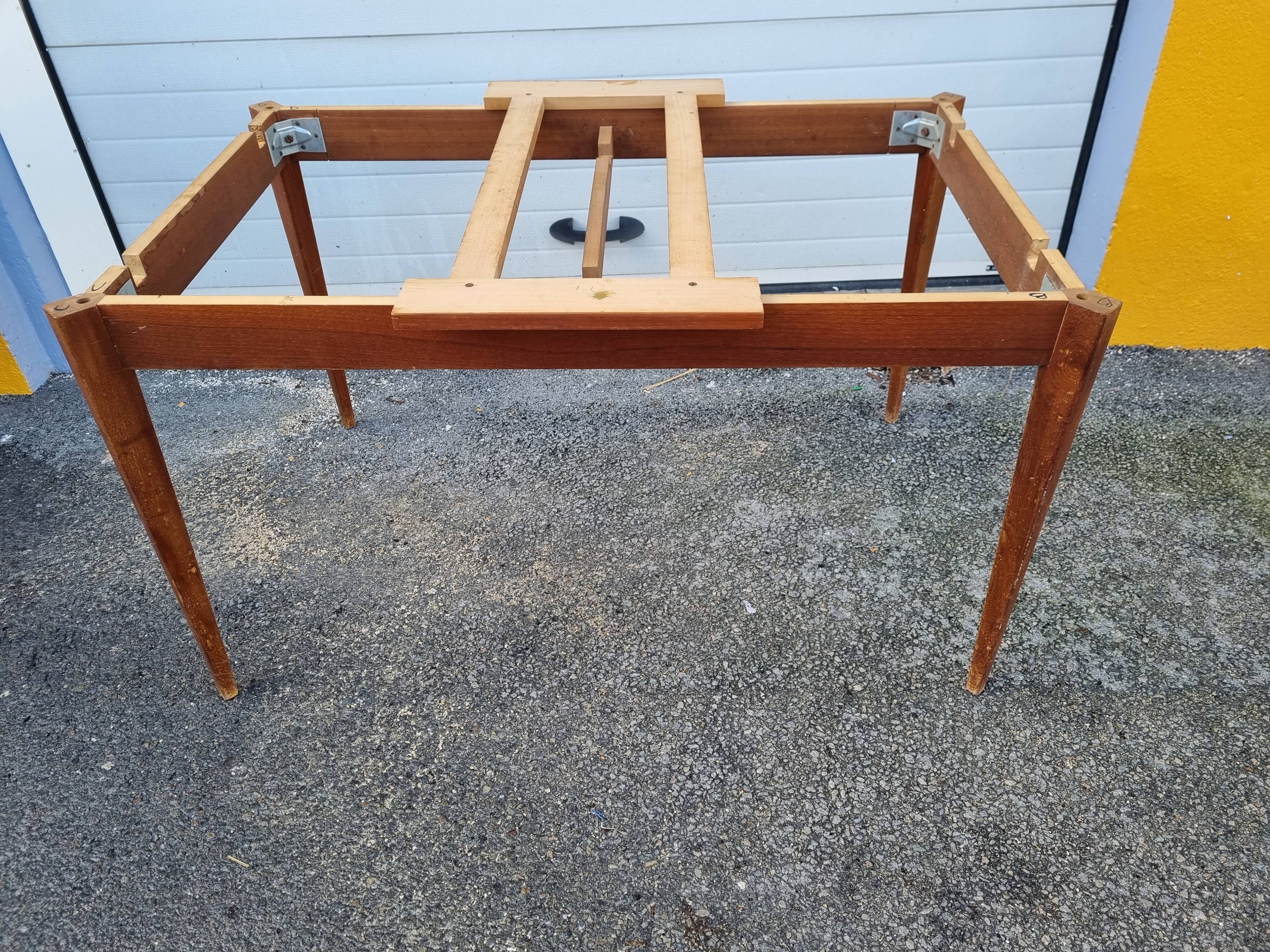 Scandinavian teak table 1960/70