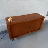 Dyrlund barcloset hairpin cabinet