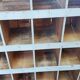 Workshop furniture with double-sided lockers